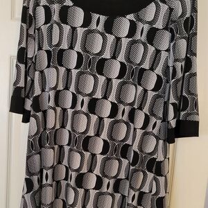 Black and White Geometric Pattern Dress